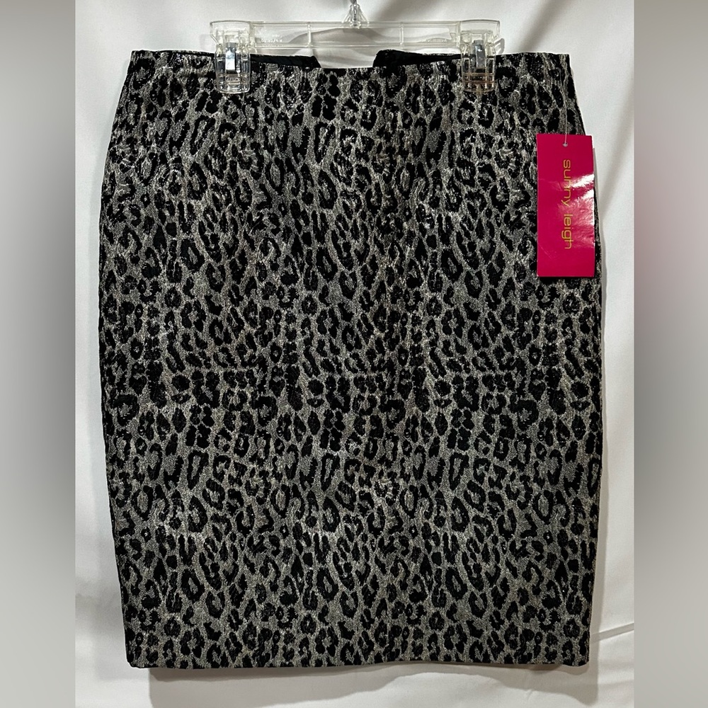 Sunny Leigh Silver and Black Pencil Skirt. Imperial Flower.